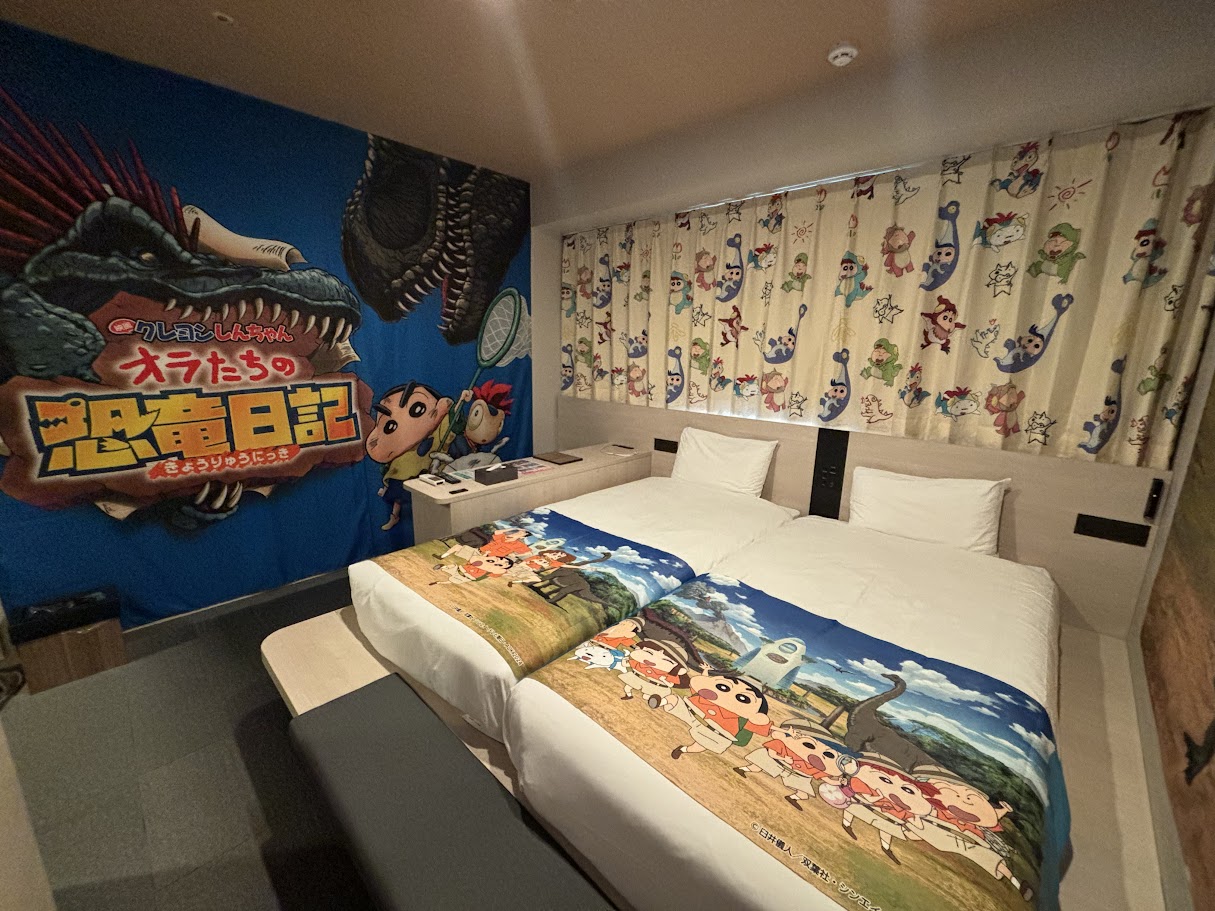 "Crayon Shin-chan: Our Dinosaur Diary" x Henn na Hotel "Crayon Shin-chan Room" Guest Room Release!