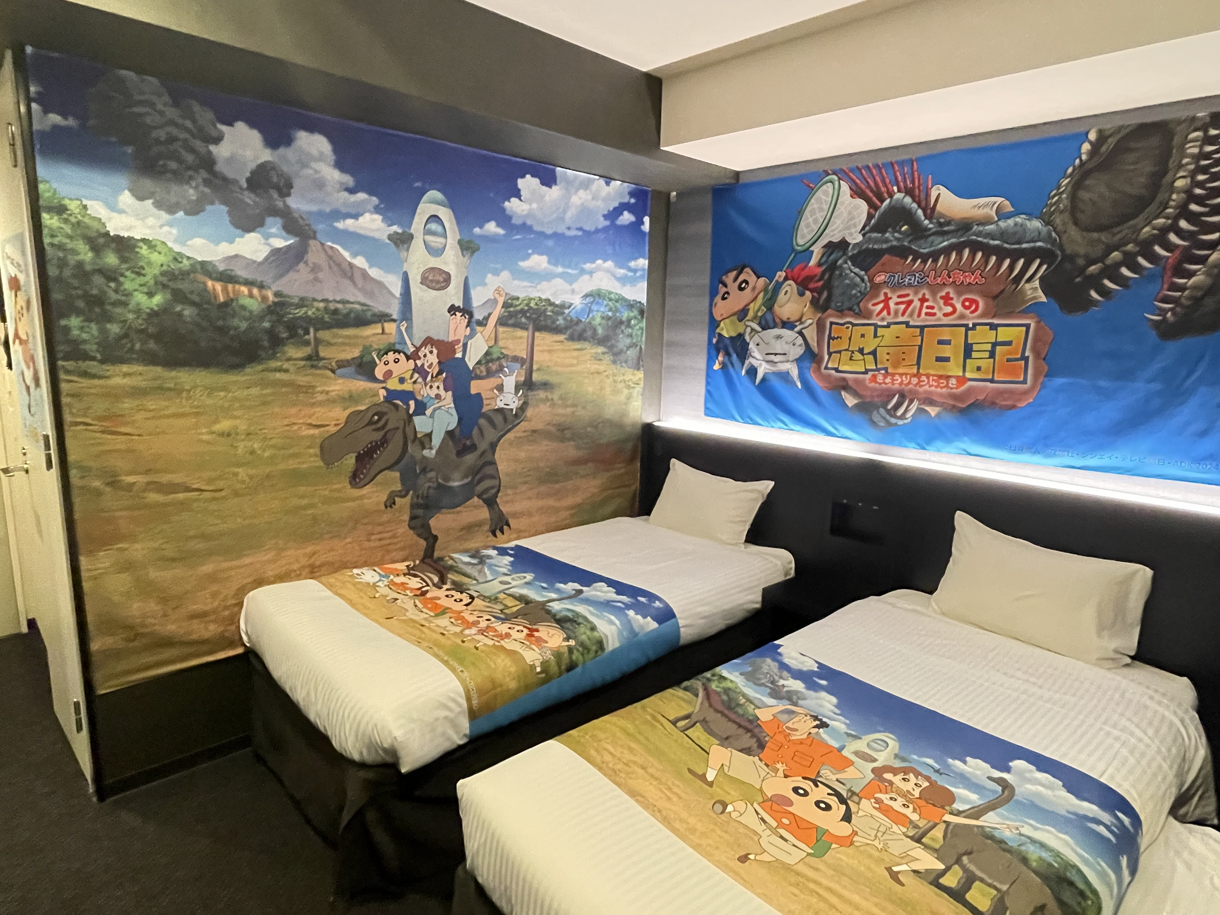 "Crayon Shin-chan: Our Dinosaur Diary" x Henn na Hotel "Crayon Shin-chan Room" Guest Room Release!