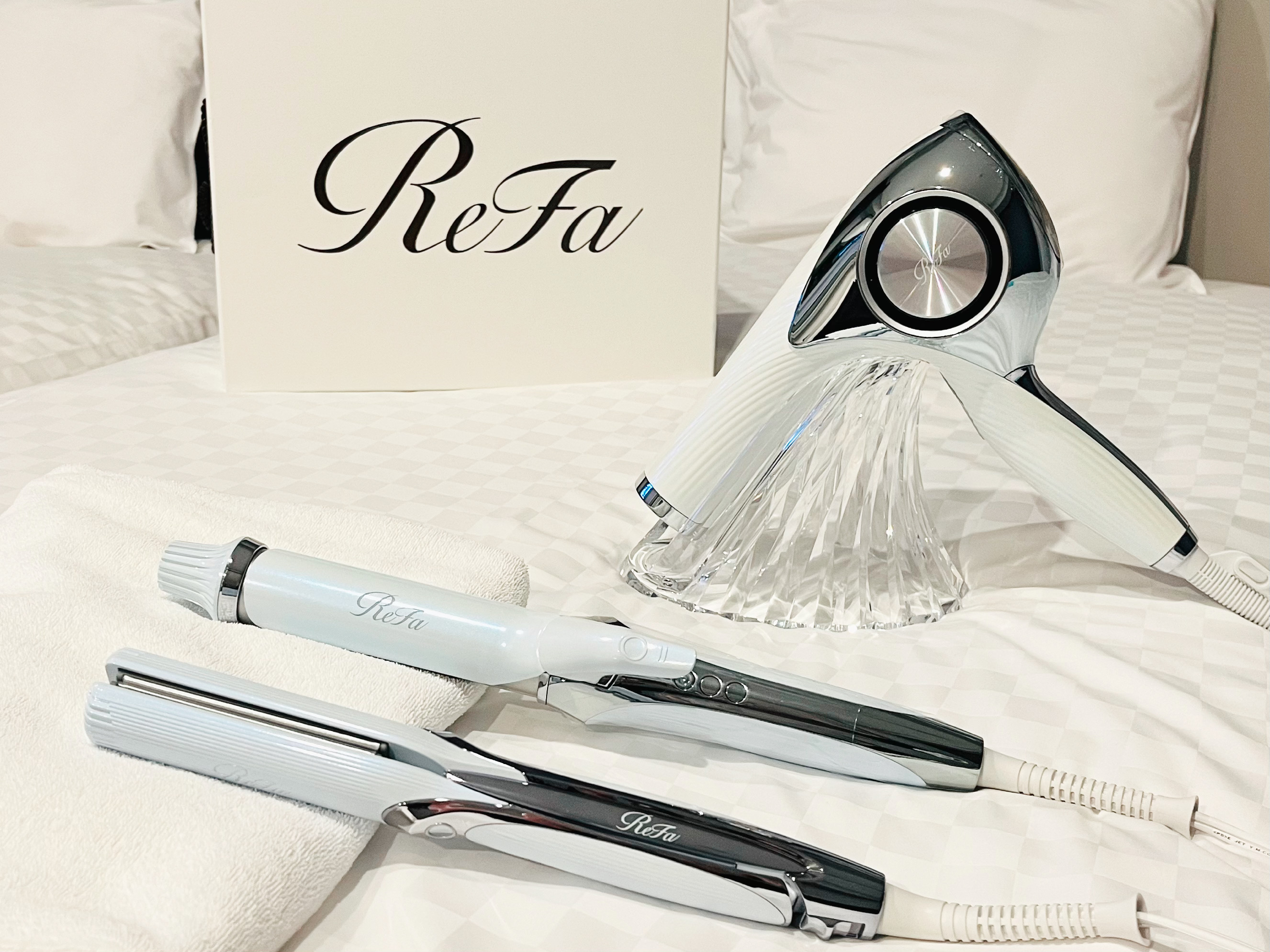 Limited to one room per day - Beauty experience in the Refa Room!