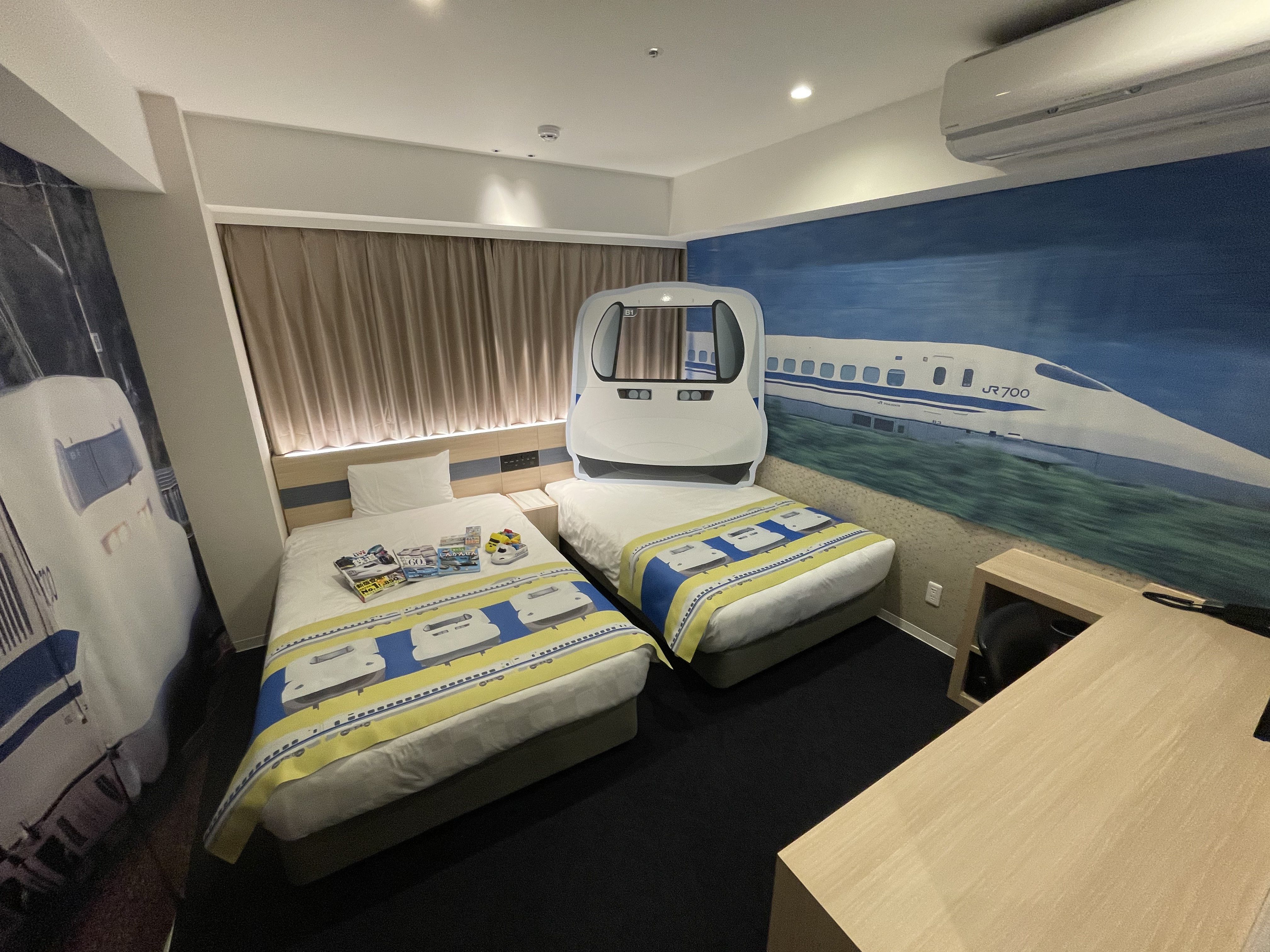 Henn na Hotel Kagoshima Tenmonkan "Shinkansen Collaboration Room" Released