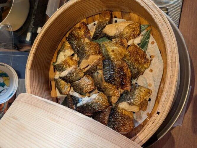 Grilled Mackerel with Kaga Bō Hōjicha Steamed (Image)
