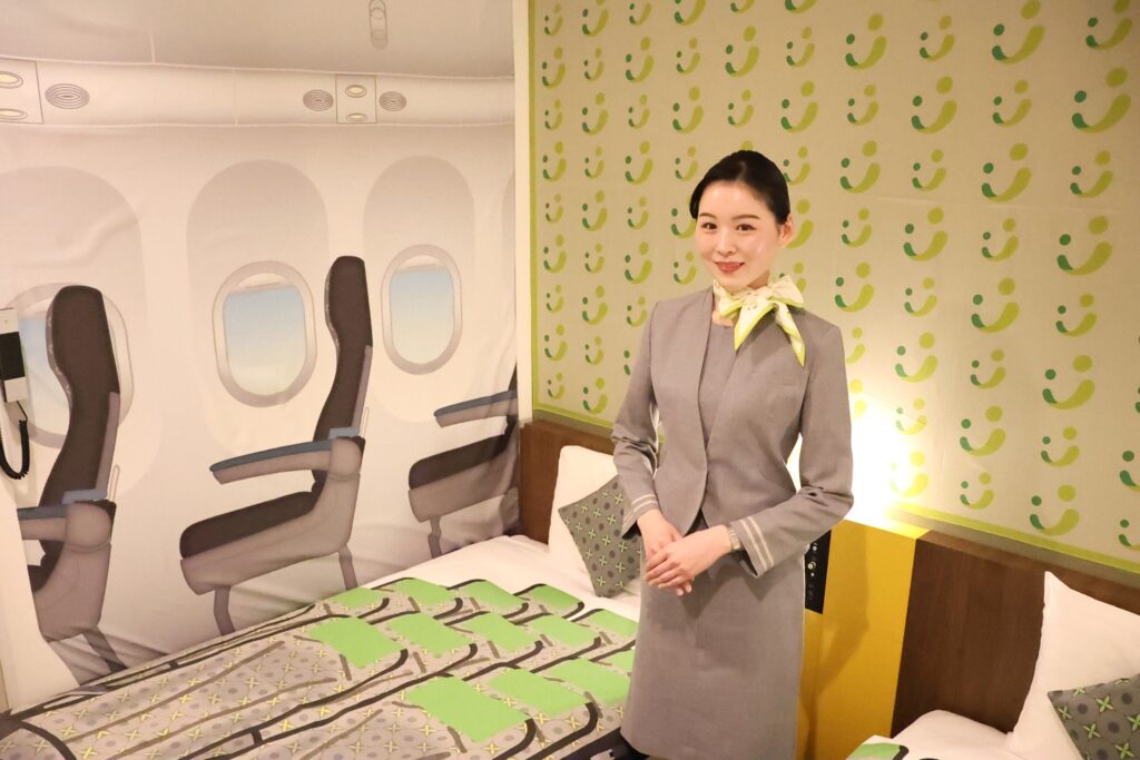 One of the largest in the hotel industry, 54 types of concept rooms at Henn na Hotel Tokyo Haneda and Kagoshima Tenmonkan. The hotel's first collaboration, the "Sorashido Air Collaboration Room" is now available.