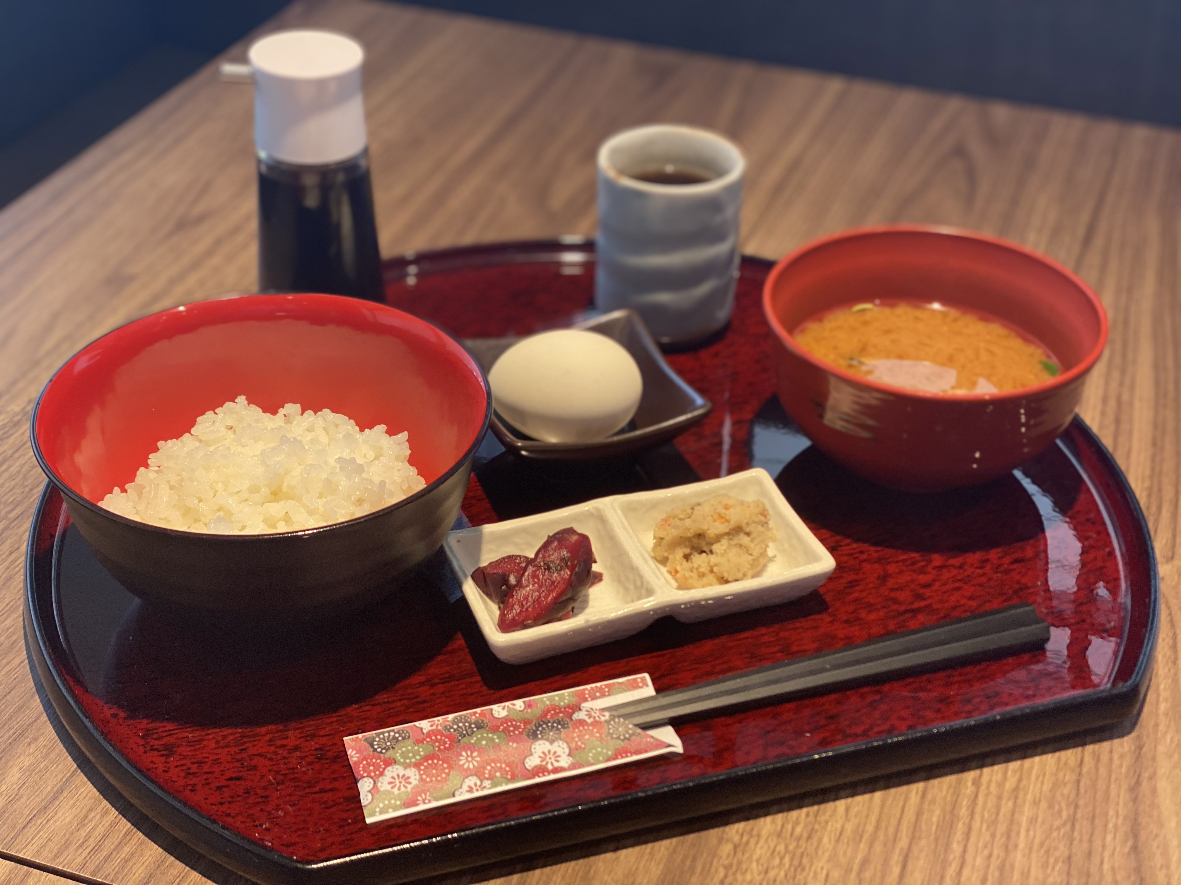 계란 덮밥 아침식사를 시작했습니다🥚🌟